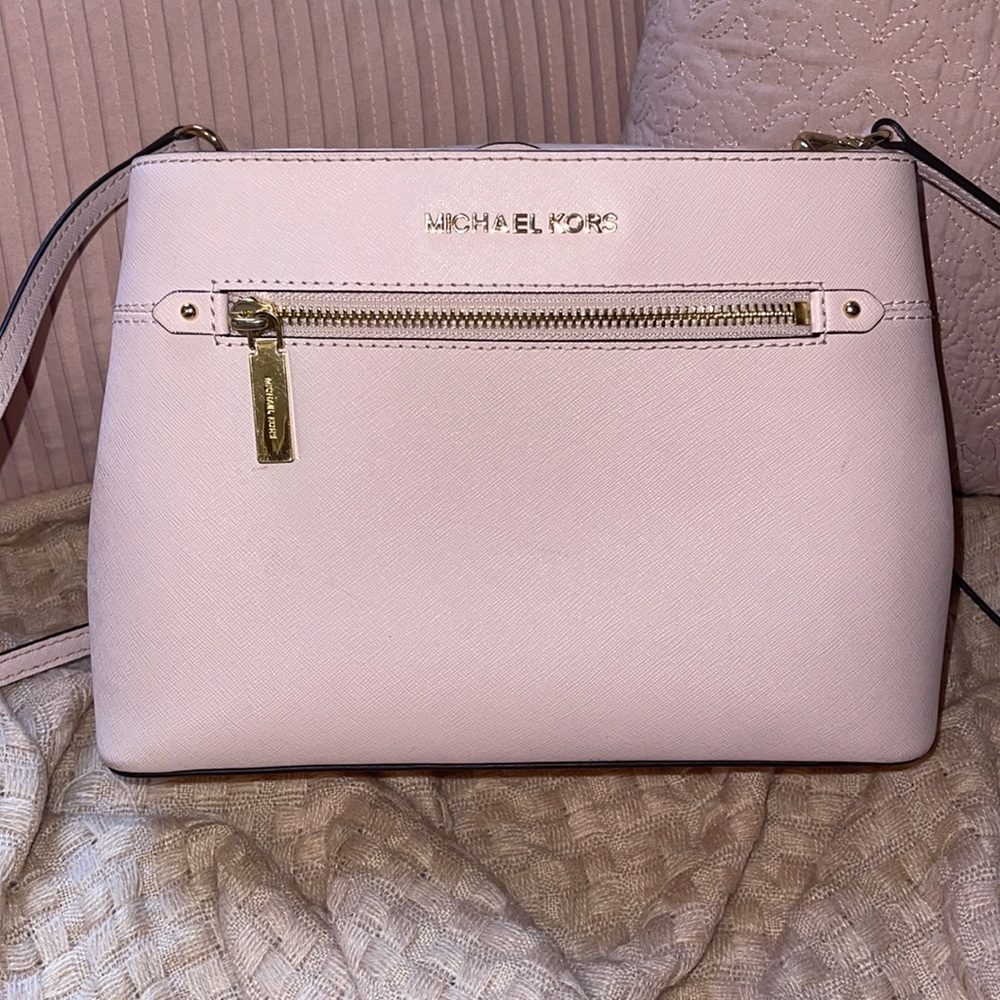 Light Pink Michael Kors Purse